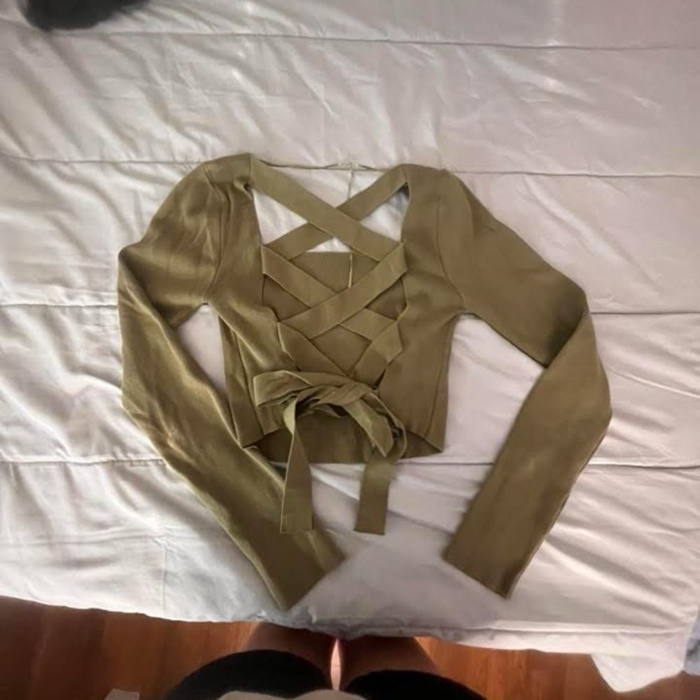 Boutique tie up sweater